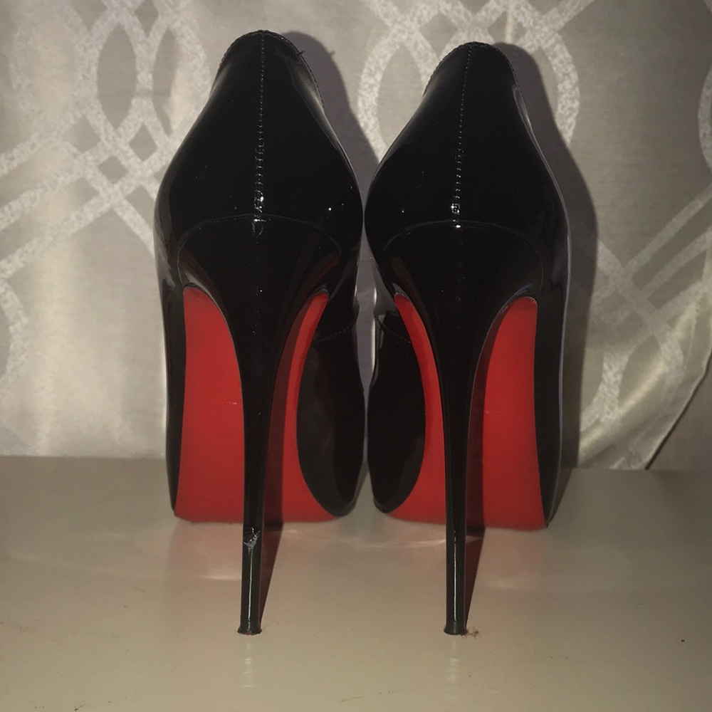 Christian Loubotin new very prive 120 SIZE 8.5